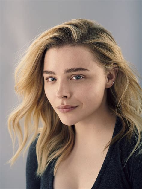 Chloe Moretz pictures and photos .